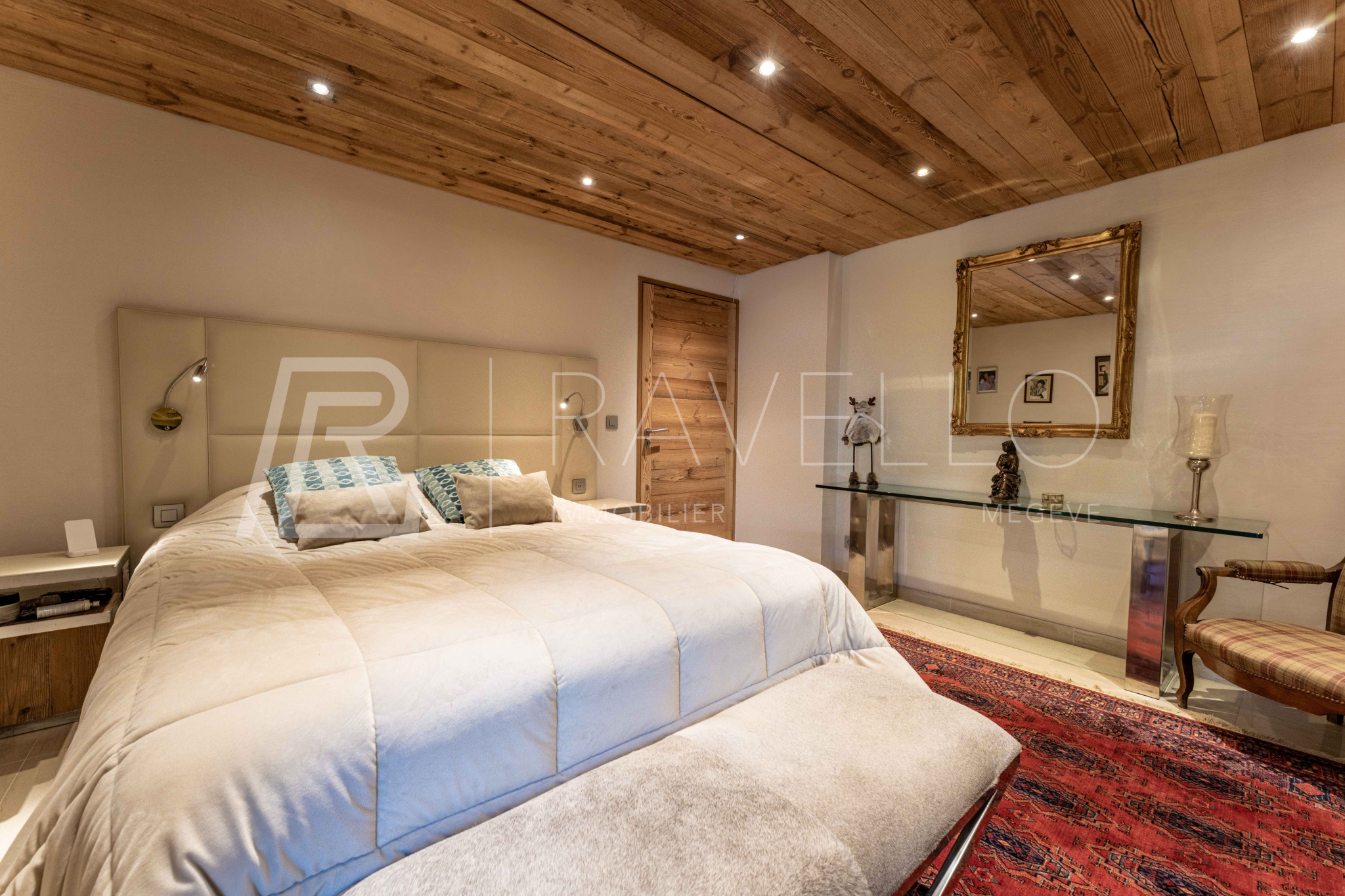 Photo of Megève center - Luxurious renovated apartment in a chalet